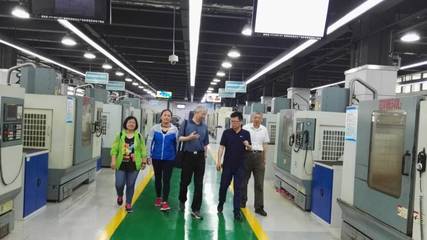 深化校際合作，共育智造英才——智能制造與信息工程學(xué)院赴上海第二工業(yè)大學(xué)考察學(xué)習(xí)側(cè)記